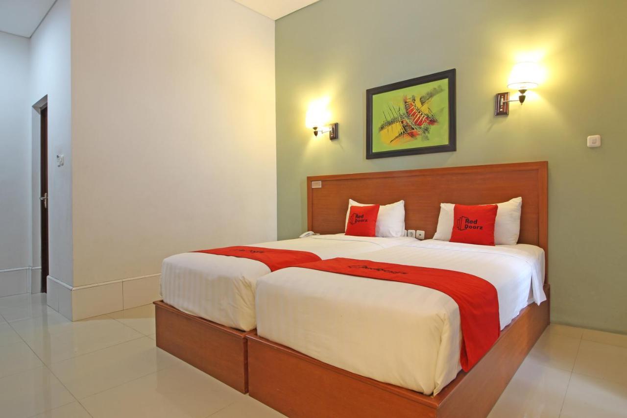 Reddoorz Premium Near Sleman City Hall Yogyakarta Exteriér fotografie