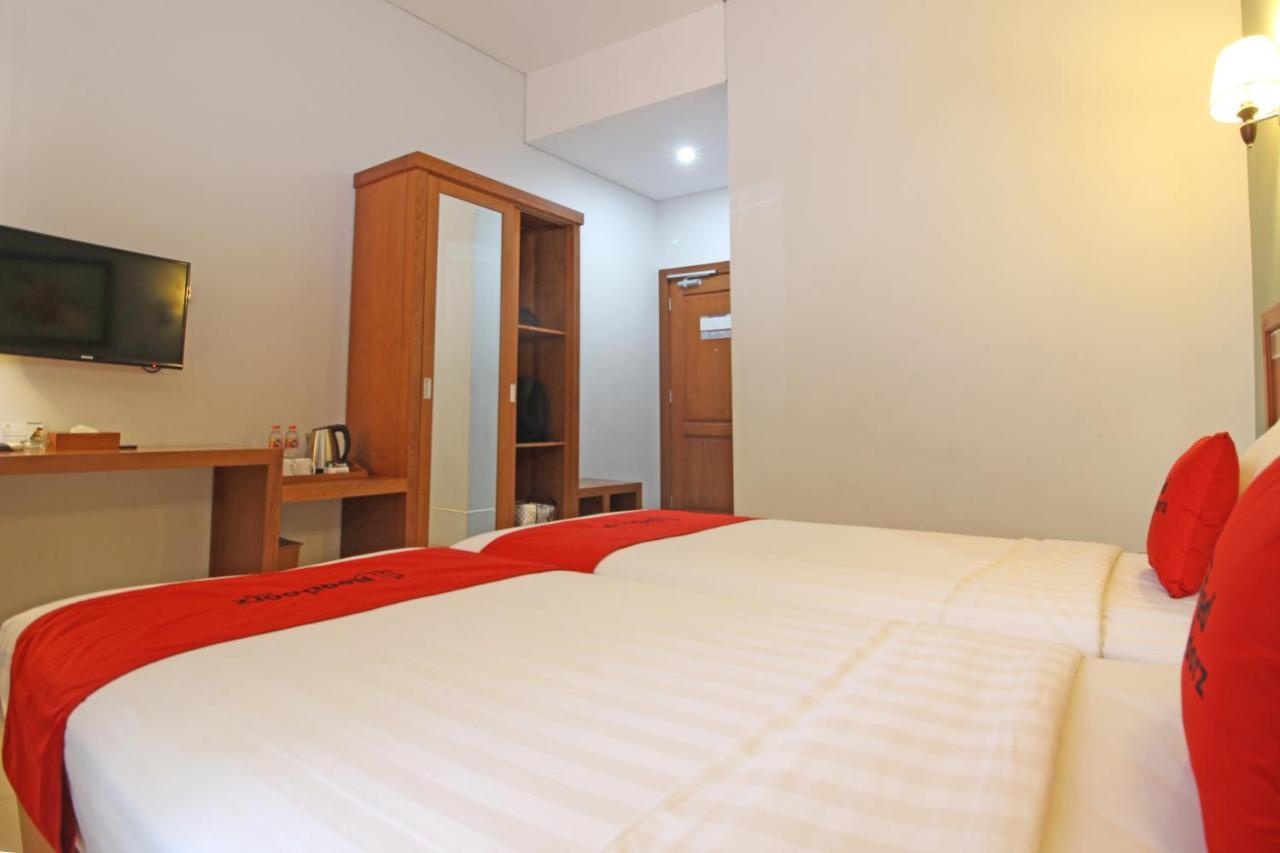 Reddoorz Premium Near Sleman City Hall Yogyakarta Exteriér fotografie