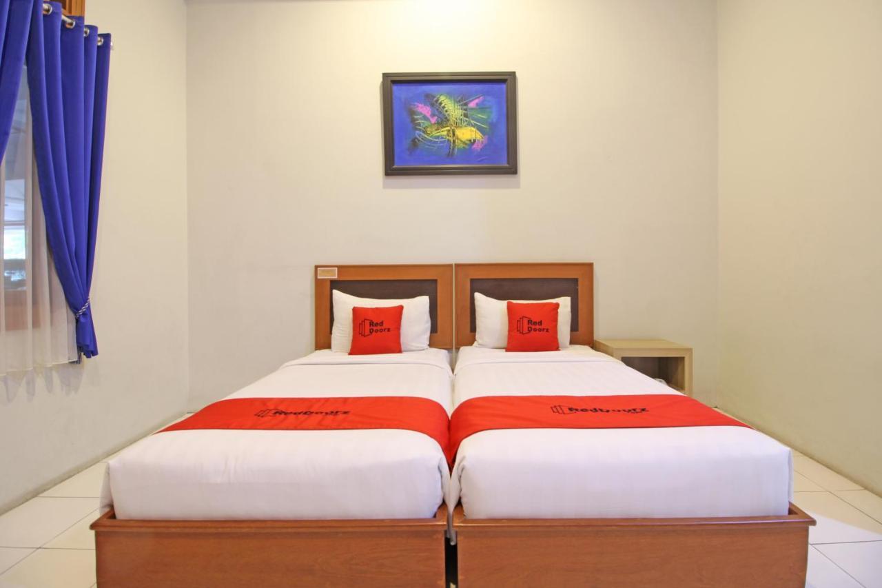 Reddoorz Premium Near Sleman City Hall Yogyakarta Exteriér fotografie