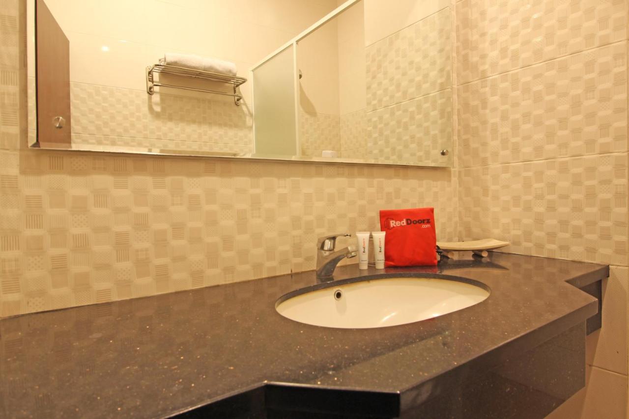 Reddoorz Premium Near Sleman City Hall Yogyakarta Exteriér fotografie