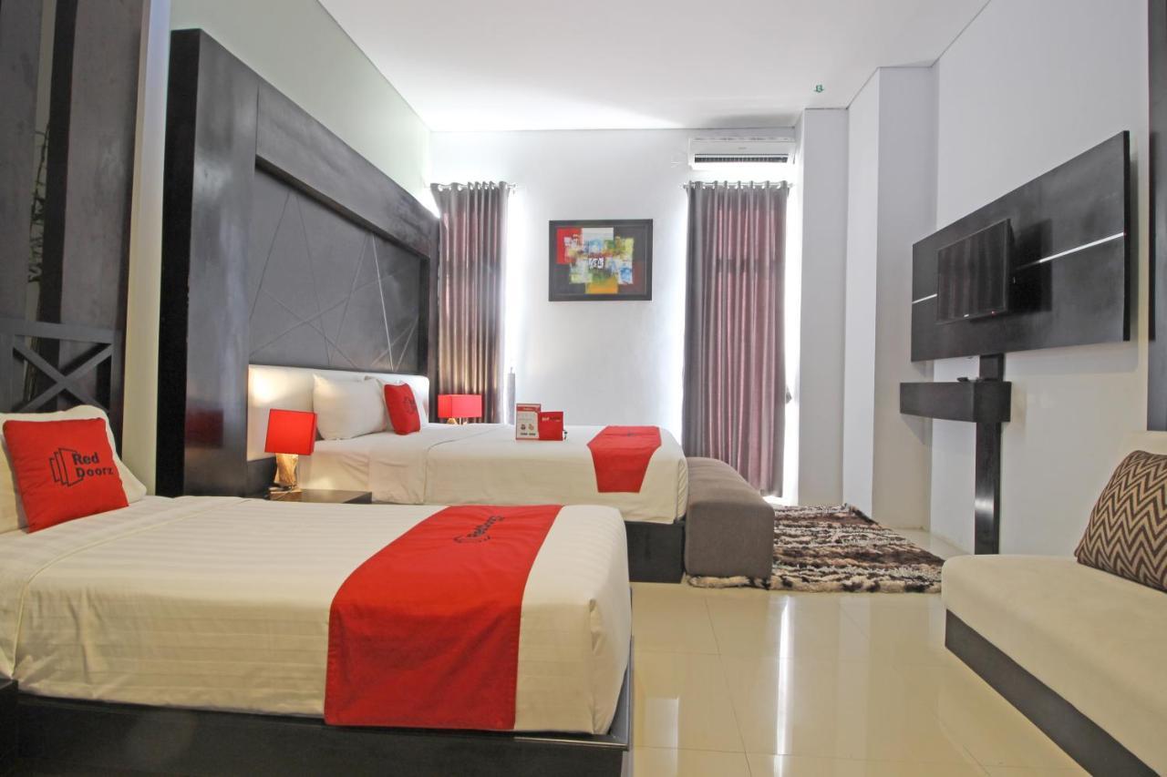 Reddoorz Premium Near Sleman City Hall Yogyakarta Exteriér fotografie