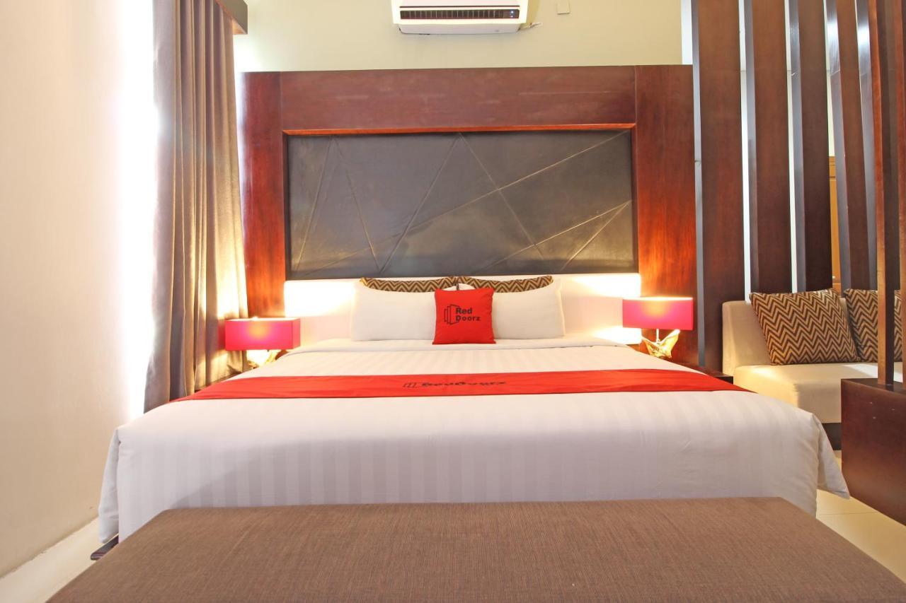 Reddoorz Premium Near Sleman City Hall Yogyakarta Exteriér fotografie