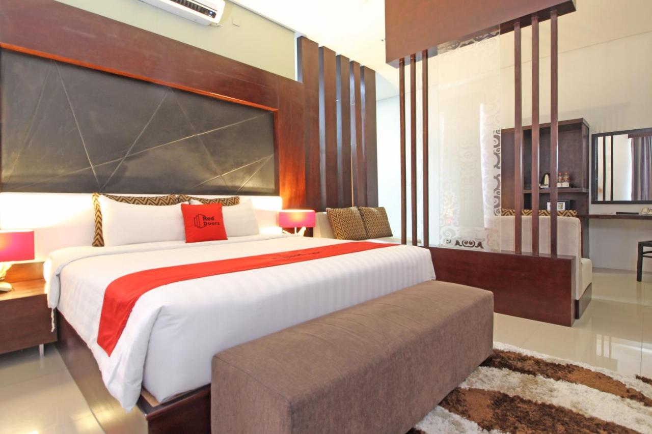 Reddoorz Premium Near Sleman City Hall Yogyakarta Exteriér fotografie