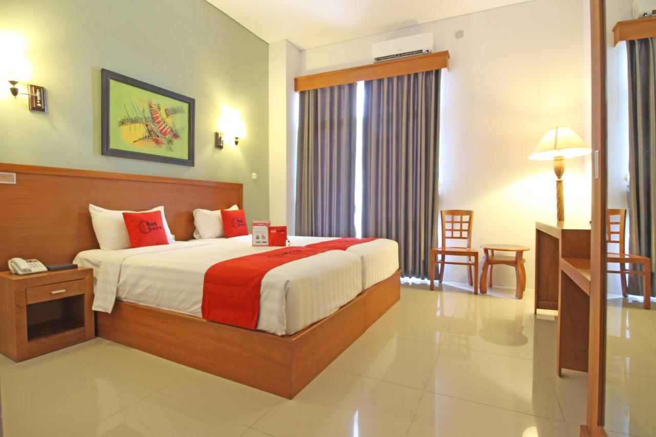 Reddoorz Premium Near Sleman City Hall Yogyakarta Exteriér fotografie